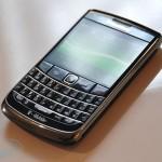 BlackBerry 9700 Reviews Flood In