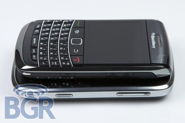 blackberry-9700-11