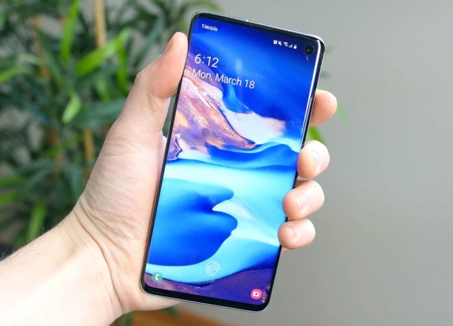 galaxy-s10-tmobile-display