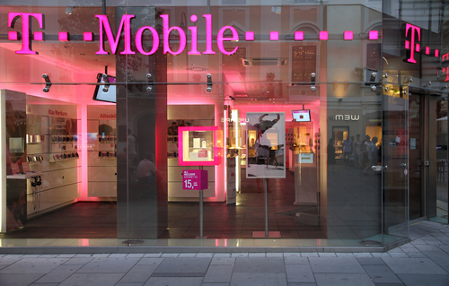 t-mobile-closes-stony-point-fashion-park-store