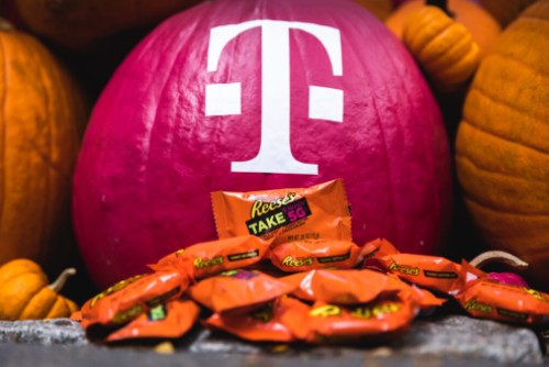 t-mobile-reese's-halloween-2021