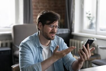 Kansas City Faces Week Long Outage - Sad Smartphone User 375x250